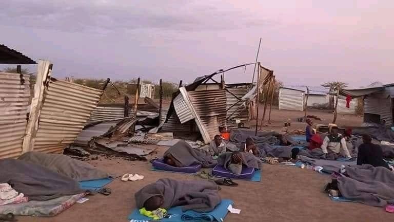 LGBTI+ asylum seekers sleeping outside in Kakuma refugee camp after their shelters were destroyed in 2021; for safety reasons, they have moved to another block and have been sleeping outside until today (Photo: queersOfKakuma)